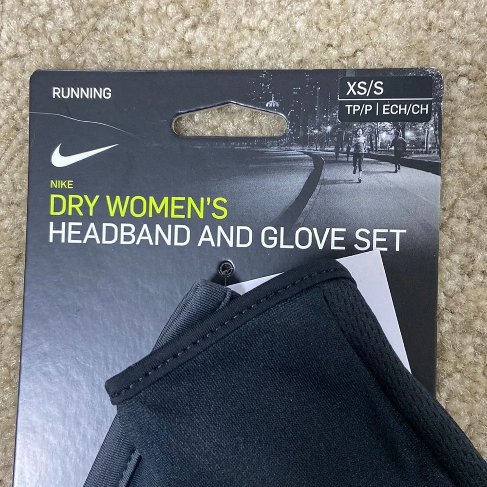 NEW Nike Dry Women’s headband & gloves set running Small